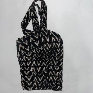 Black & White designed crop top with padding